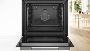 Bosch HRG7764B1, Einbau-Backofen mit Dampfuntersttzung, Serie 8, schwarz, EEK: A+, mit 5 Jahren Garantie!