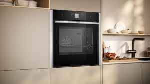 Neff B64FT33N0, Einbaubackofen mit FullSteam und Slide & Hide, EEK: A+, mit 5 Jahren Garantie!