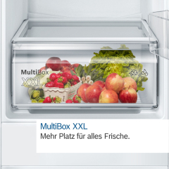 Bosch KIN86MEDA2, Set aus Einbau-Khl-Gefrier-Kombination und Flaschenablage, Schleppscharnier, EEK: E, mit 5 Jahren Garantie!