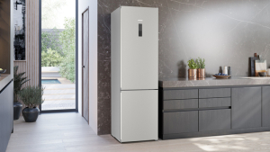 Siemens KG39NXICF, iQ300, Freistehende Khl-Gefrier-Kombination mit Gefrierbereich unten, 203 x 60 cm, Inox, Total noFrost, EEK: C, mit 5 Jahren Garantie!