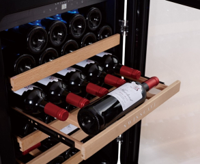 Swisscave WL120F-BLACK, 1-Zonen Weinkhlschrank 83 cm, 35 Flaschen, schwarz. Mit 5 Jahren Garantie!