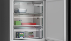 Siemens KG49NVXCG, iQ300, Freistehende K�hl-Gefrier-Kombination mit Gefrierbereich unten, 203 x 70 cm, Geb�rsteter schwarzer Stahl AntiFingerprint, EEK: C, mit 5 Jahren Garantie!